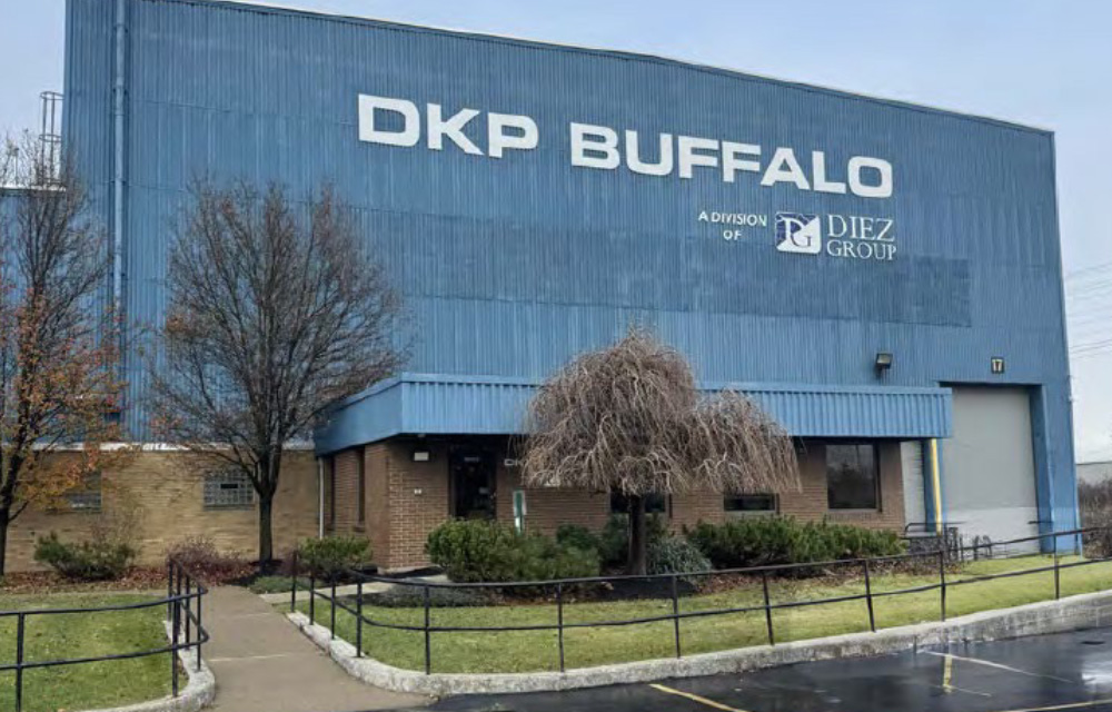 Schechter and Seider of Cushman & Wakefield|Pyramid Brokerage sell 211,650 s/f ind’l./mfg. for $9.75 million